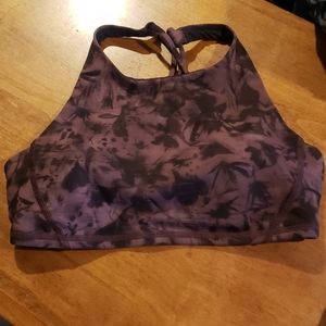 EUC Lululemon high neck sports bra